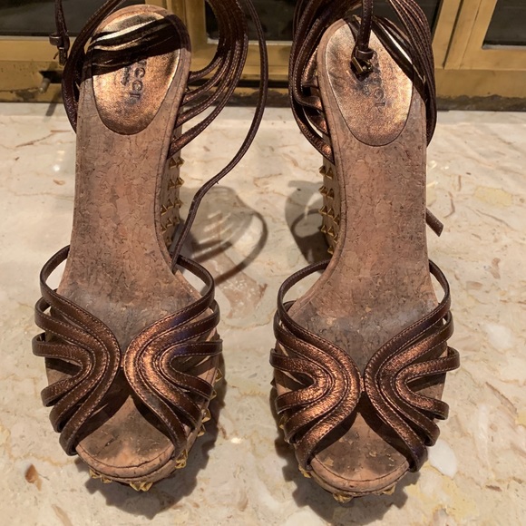 Gucci studded wedge - Picture 1 of 2